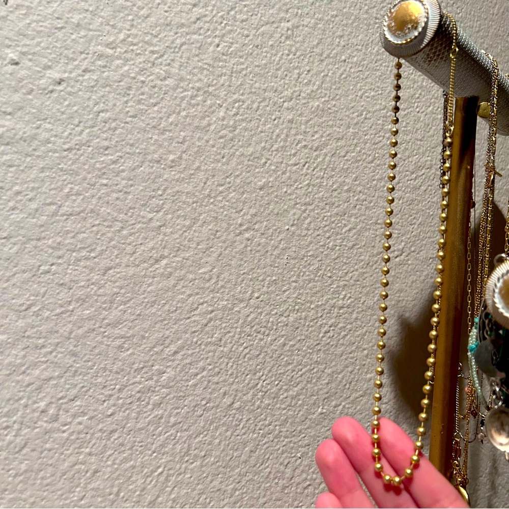 “Ball chain necklace”